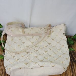 Shiraleah. Chicago. Chic Designer Tote Bag with Bees. Cream and Gold. NWT